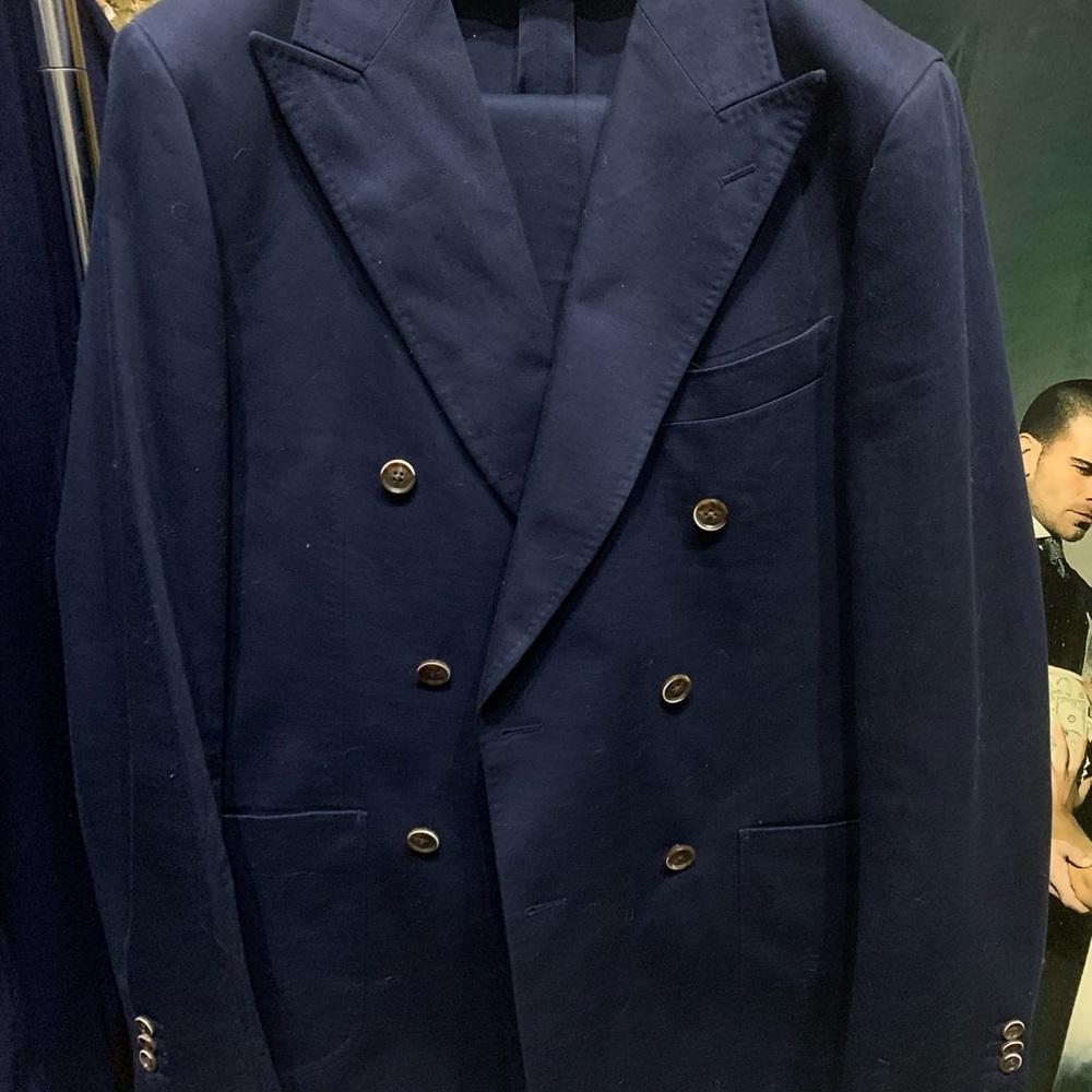 Suitsupply Style Custom Suit